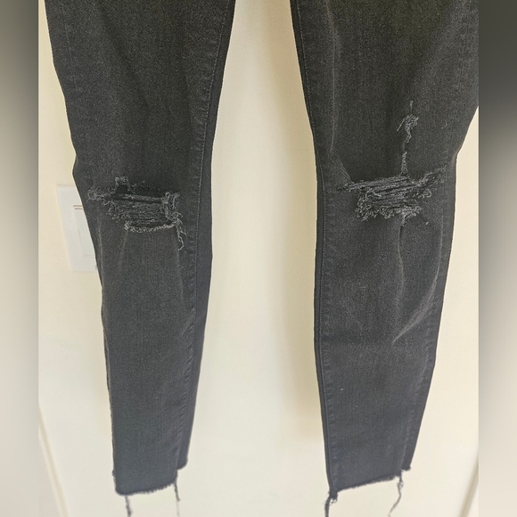 MOTHER Looker Ankle Fray Jeans - Picture 6 of 16